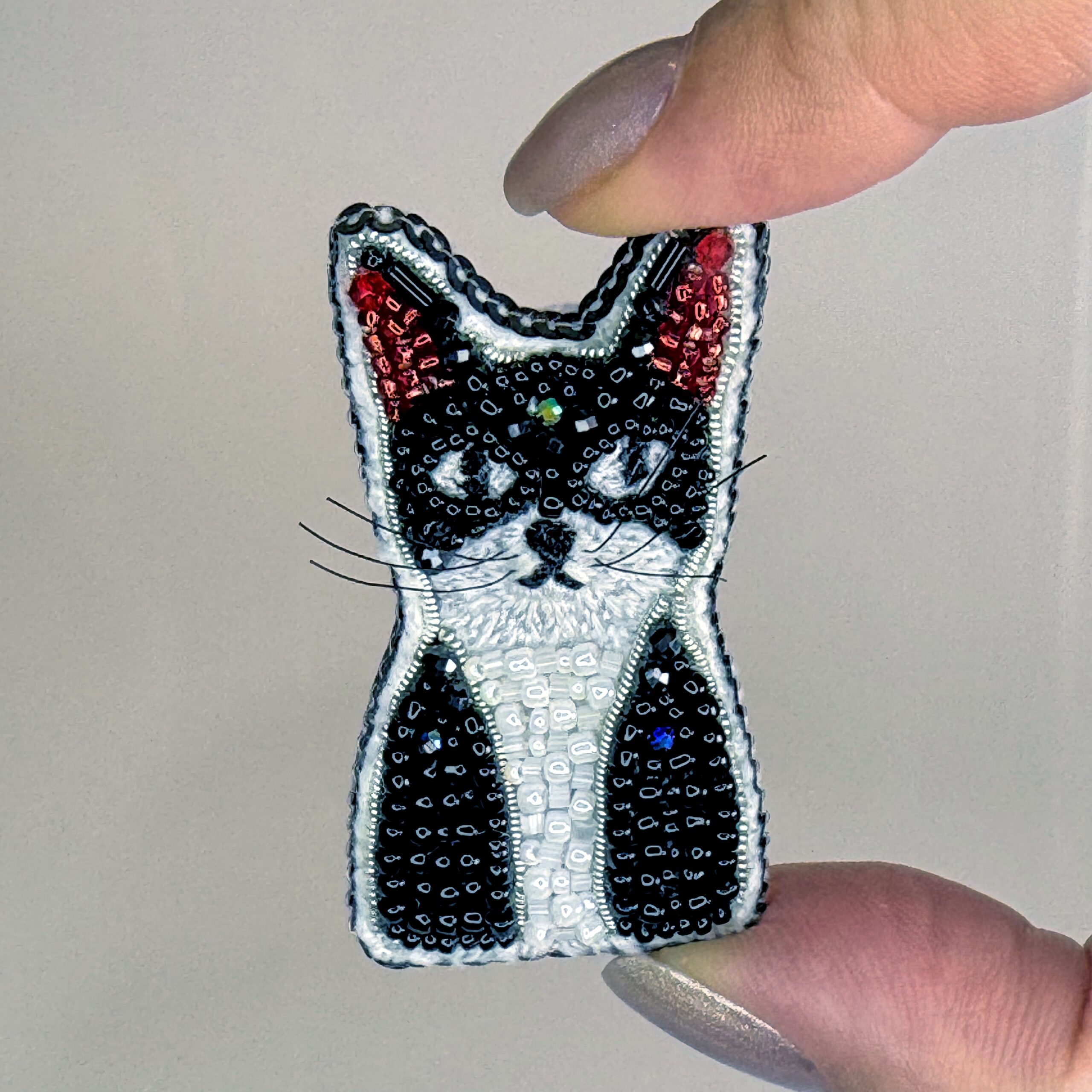 Tuxedo Cat Face Brooch Black White, Beaded Kitten Pin Red Ears, Handmade Embroidered Cat Jewelry, Cat Lover Gift — view 8